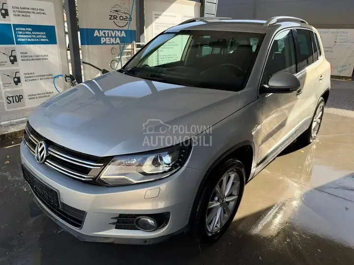 Volkswagen Tiguan 2012 photo 2