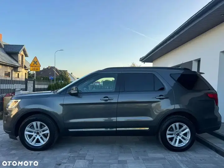 Ford Explorer 2019 photo 5