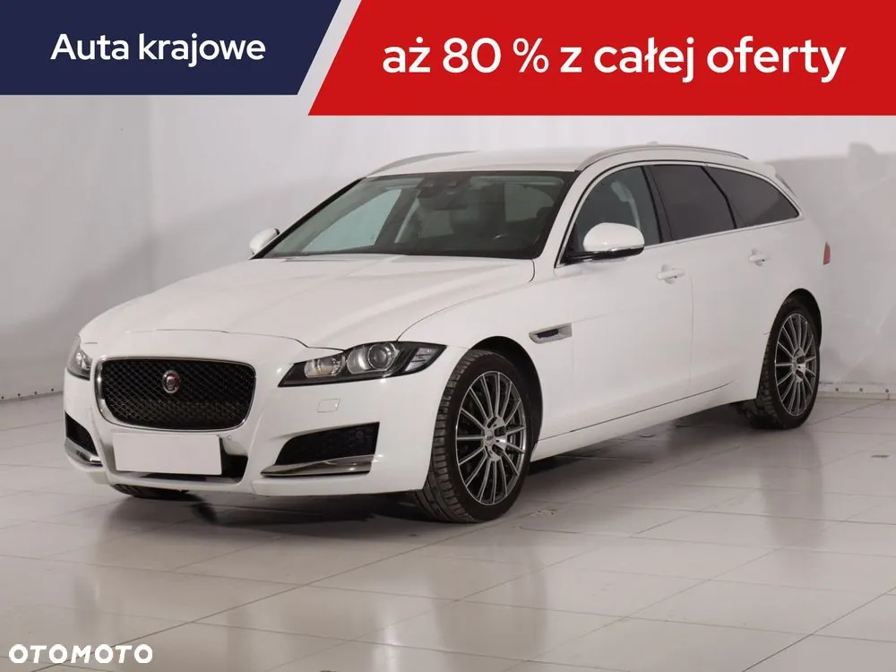 Jaguar Xf 2017 photo 2