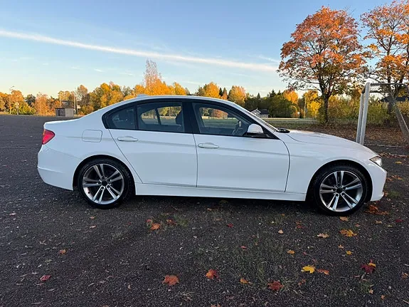 BMW 320D 2012 photo 5