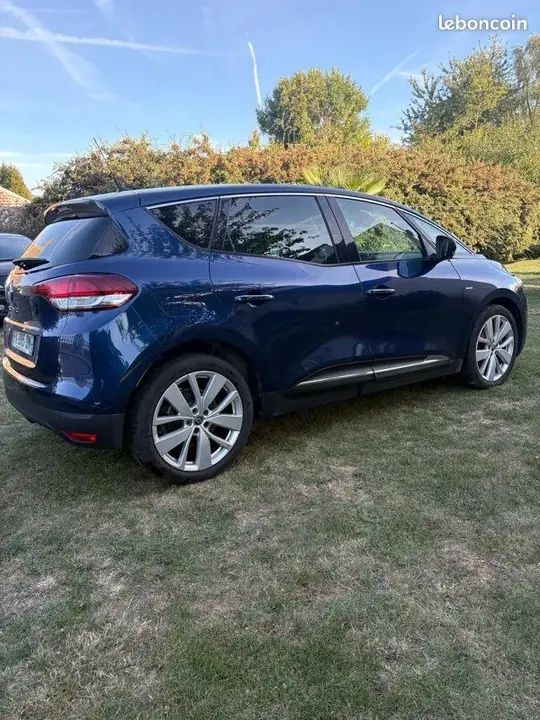Renault Scenic 2019 photo 3
