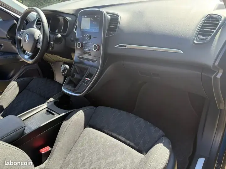 Renault Scenic 2019 photo 5