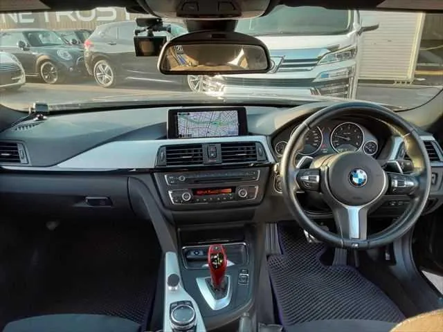 BMW 3 Series 2014 photo 3