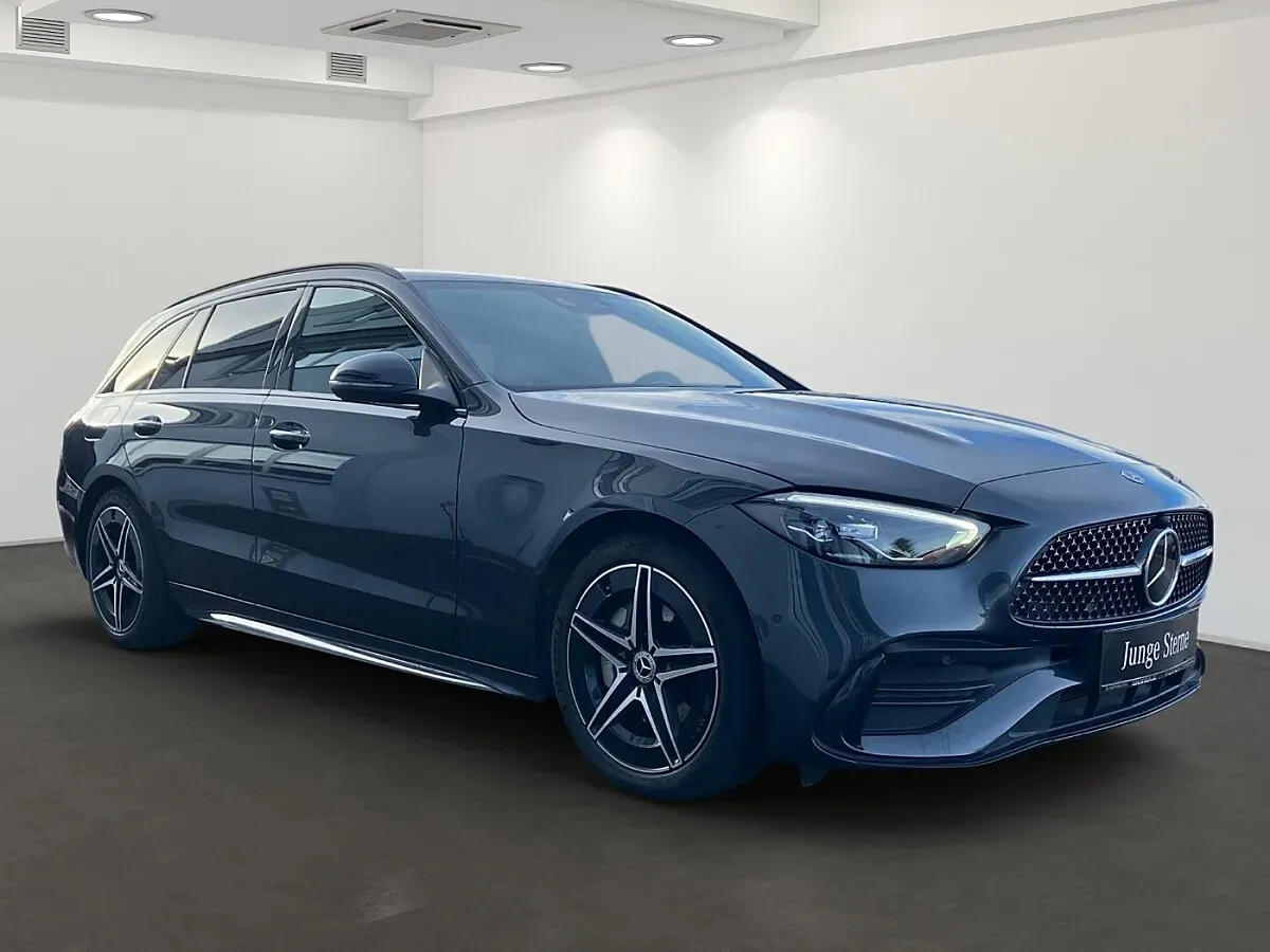Mercedes-Benz C-Class 2024 photo 3