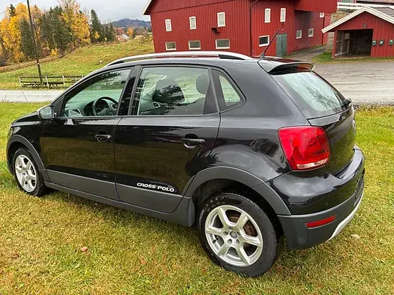 Volkswagen Polo Cross 2012 photo 3