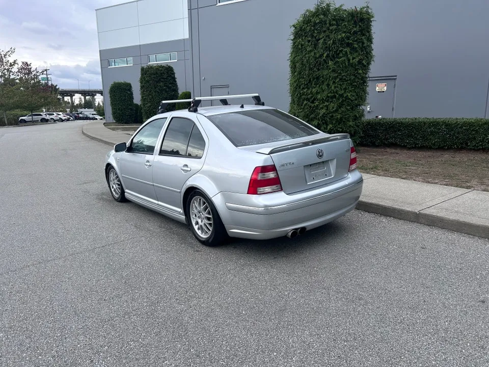 Volkswagen Jetta 2003 photo 4
