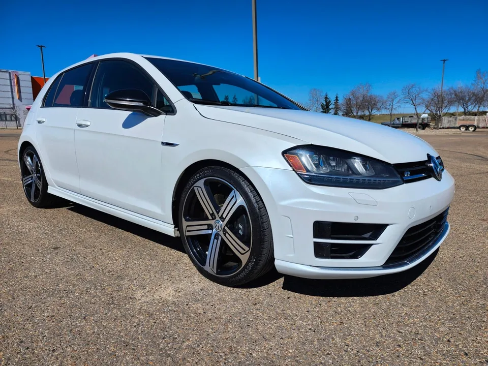 Volkswagen Golf R 2016 photo 2