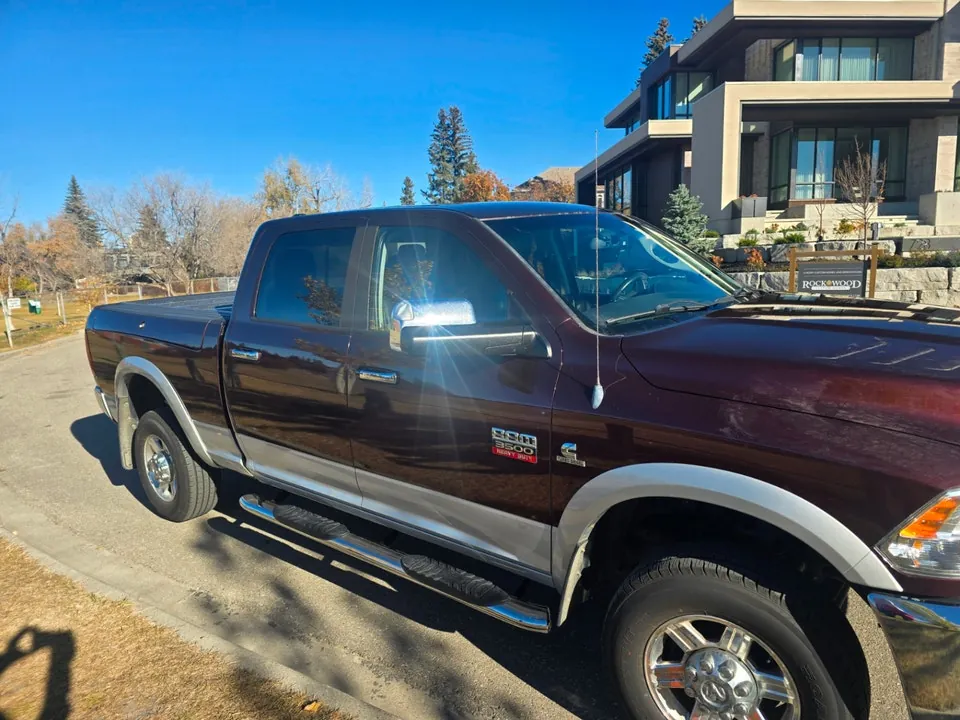 Dodge Ram 3500 2012 photo 2