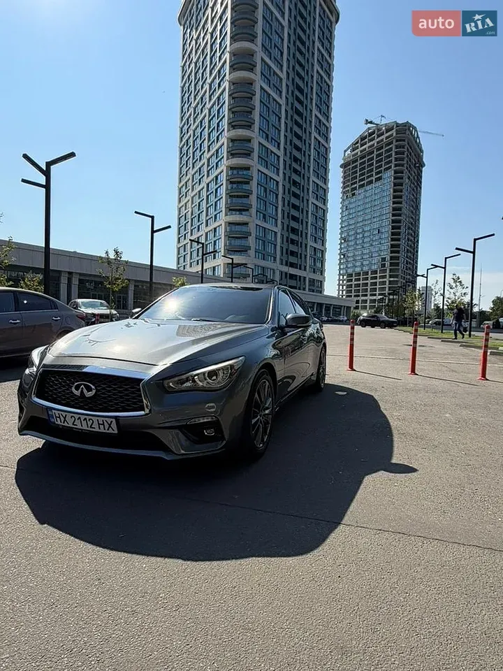 Infiniti Q50 2017 photo 3