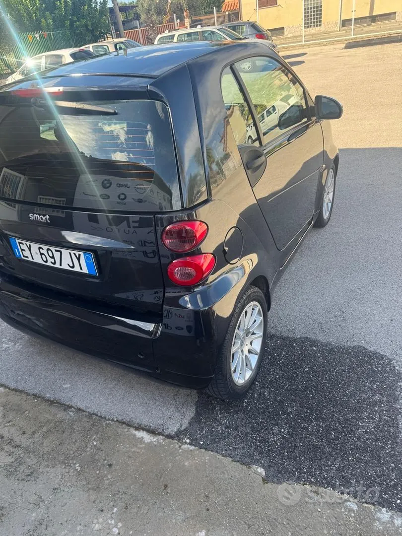 Smart Fortwo 2011 photo 5