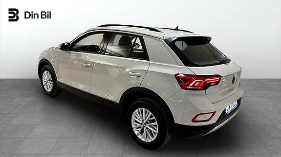 Volkswagen T-Roc 2023 photo 3