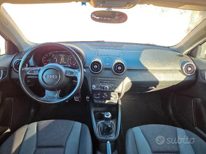 Audi A1 2016 photo 4