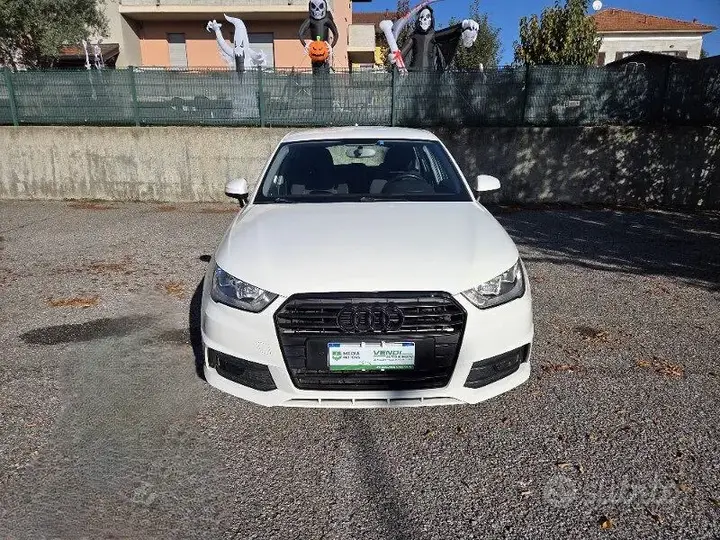 Audi A1 2016 photo 2