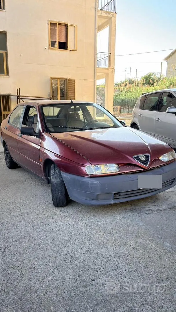 Alfa Romeo 146
