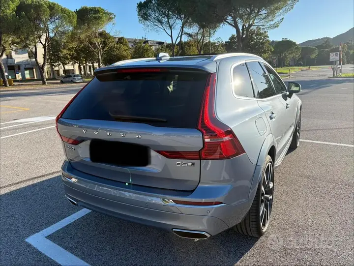 Volvo Xc60 2019 photo 4