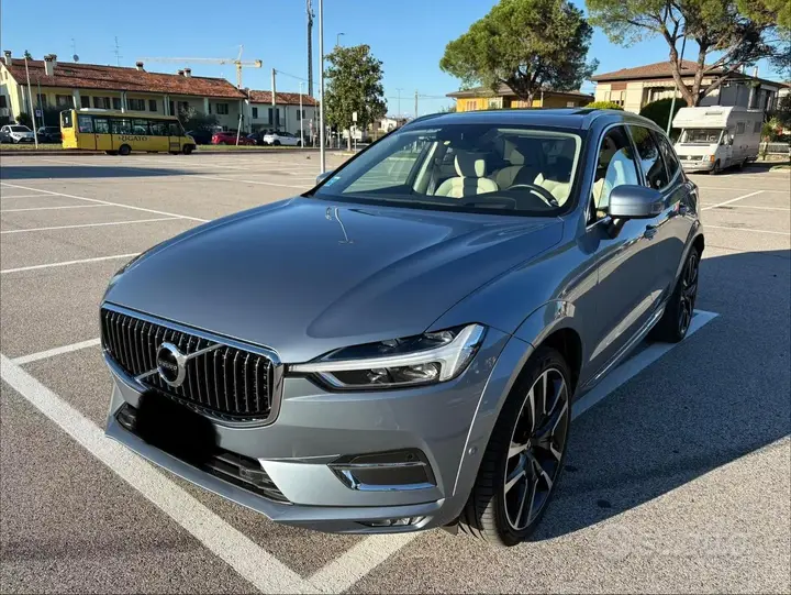 Volvo Xc60 2019 photo 2