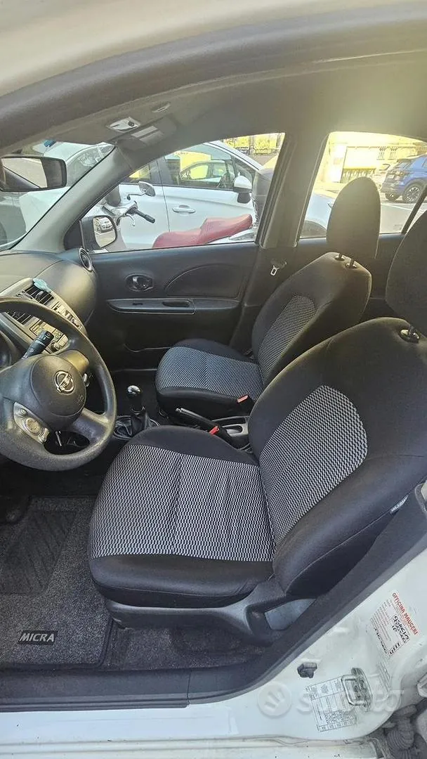 Nissan Micra 2013 photo 5