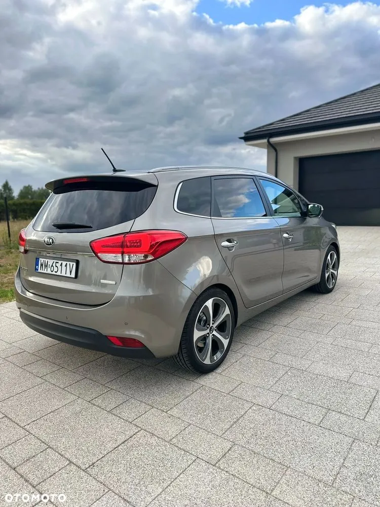 Kia Carens