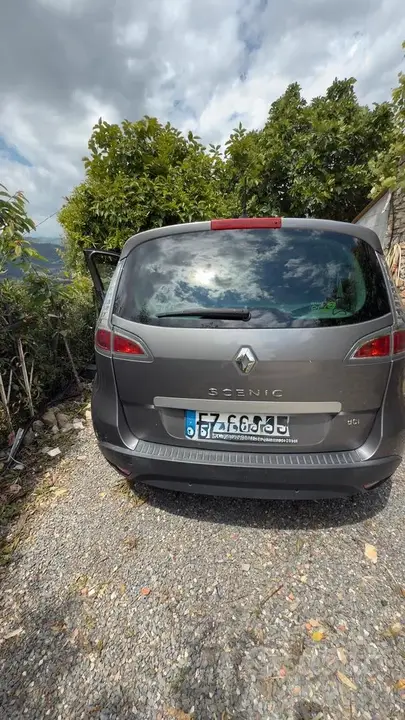 Renault Scenic 2015 photo 4