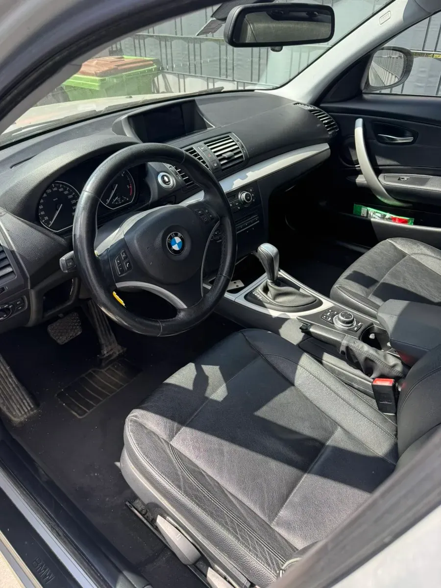 BMW 1 Series 2011 photo 3