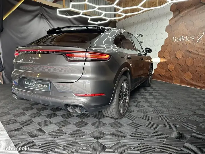 Porsche Cayenne 2020 photo 3