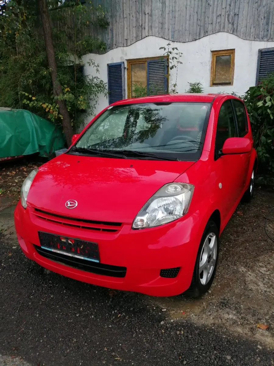 Daihatsu Sirion 2009 photo 2
