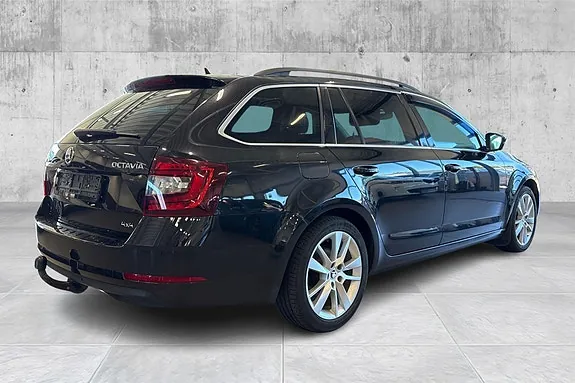 Skoda Octavia 2018 photo 5