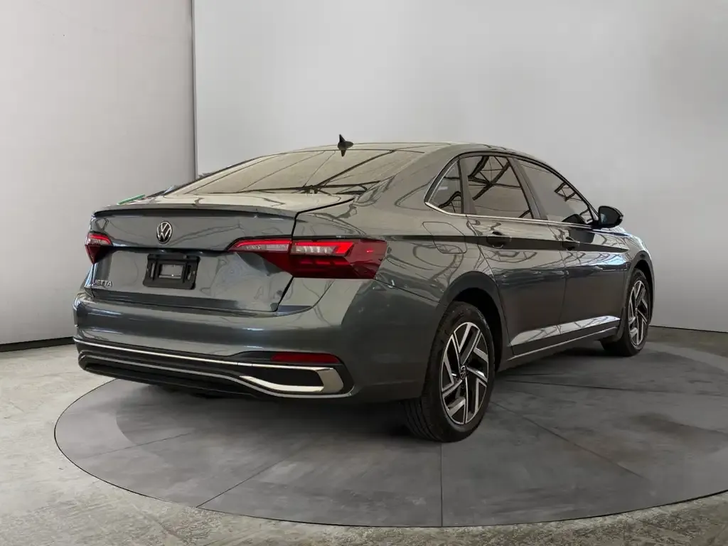 Volkswagen Jetta 2024 photo 5