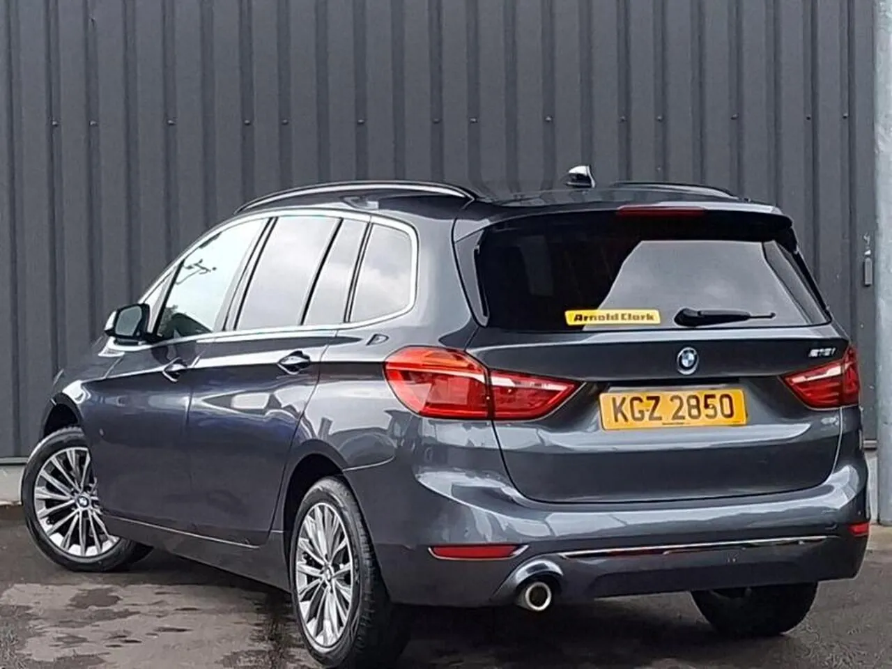 BMW 2 Series Gran Tourer 2018 photo 2