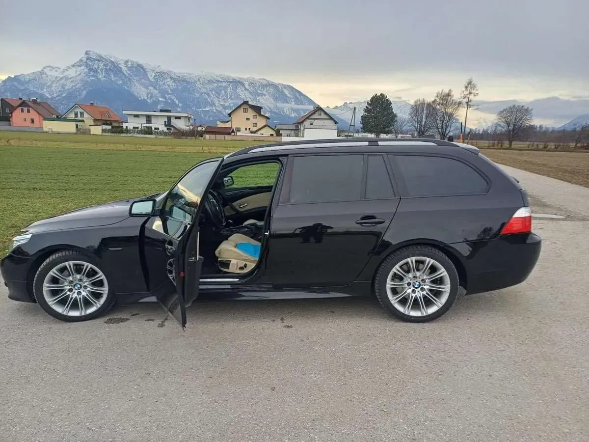 BMW 5 Series 2009 photo 3