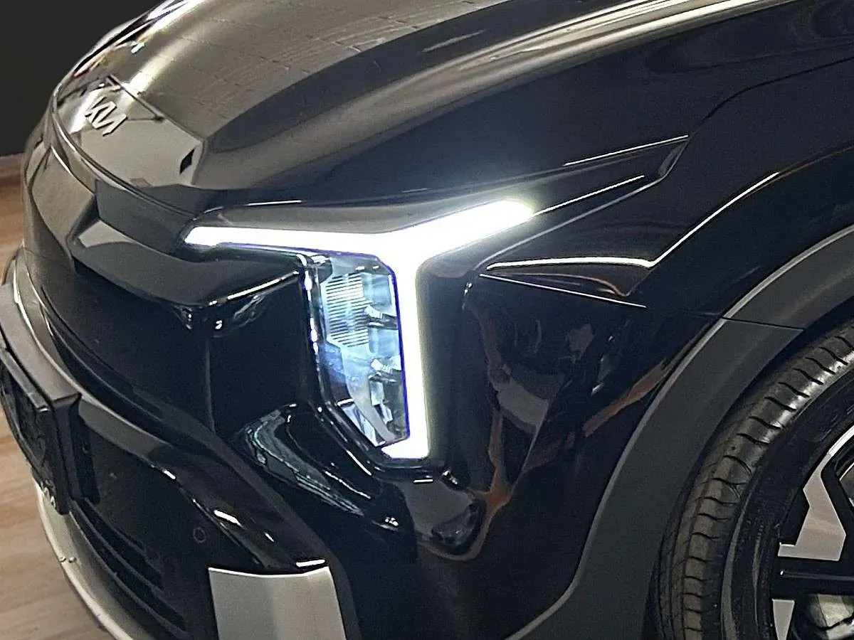 Kia Stonic 2025 photo 3