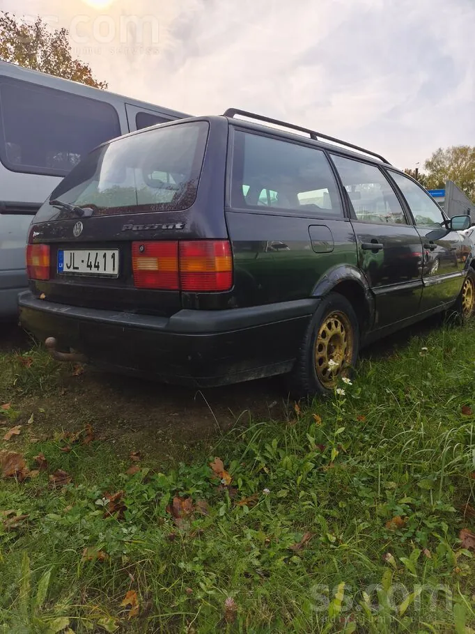 Volkswagen Passat 1994 photo 3