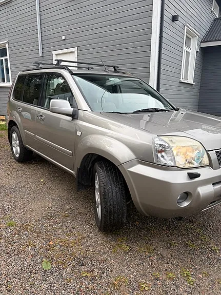 Nissan X-Trail 2007 photo 2