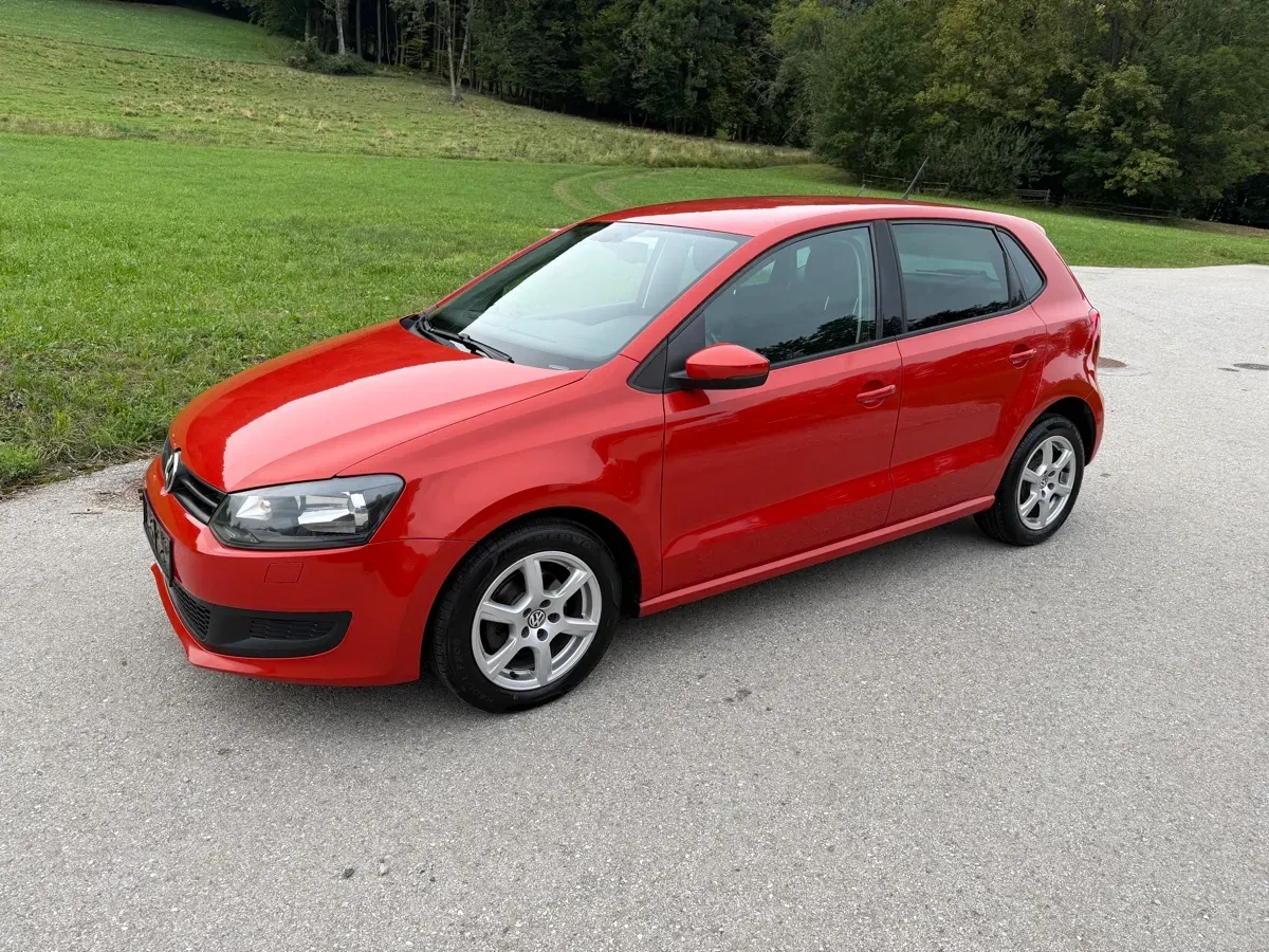 Volkswagen Polo 2010 photo 3