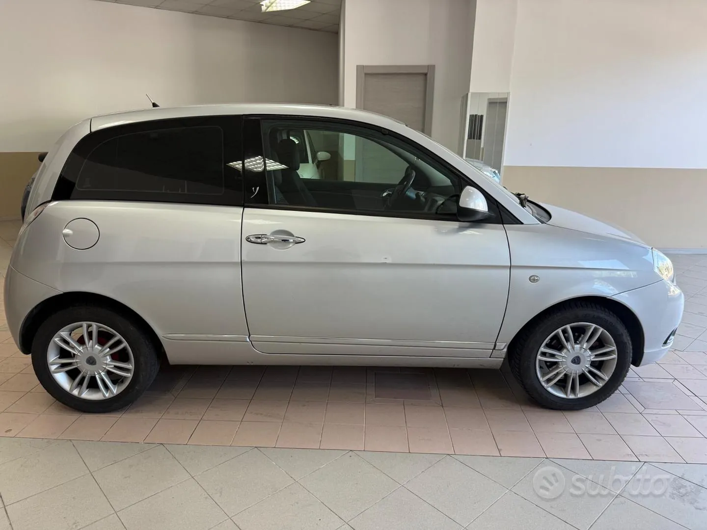 Lancia Ypsilon 2011 photo 4