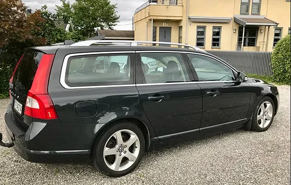 Volvo V70 2010 photo 5