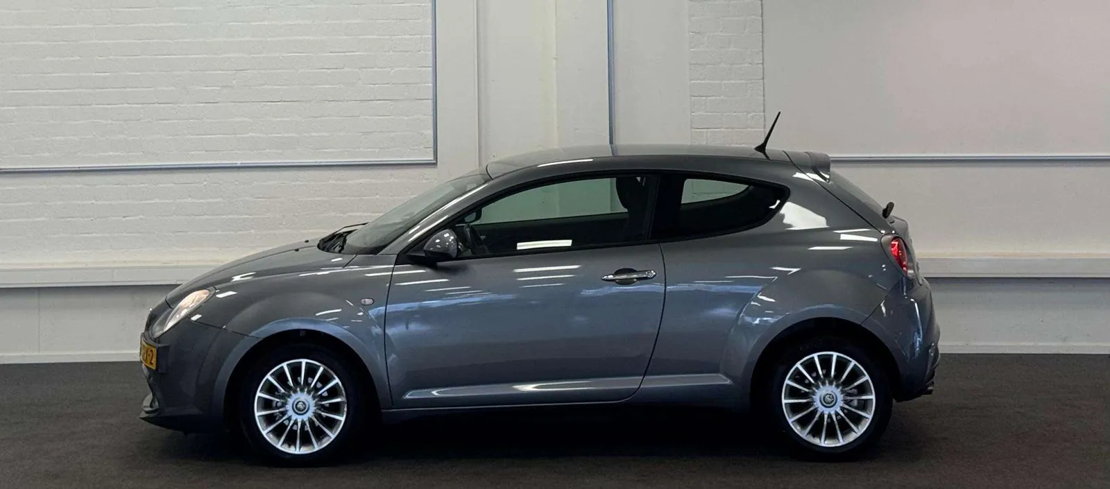 Alfa Romeo Mito 2012 photo 4