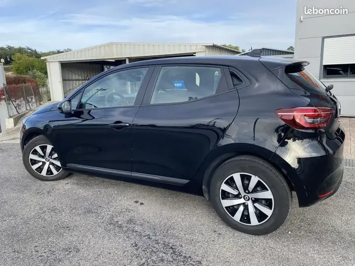 Renault Clio 2023 photo 5