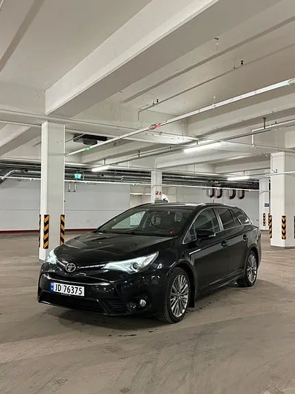 Toyota Avensis 2016 photo 3