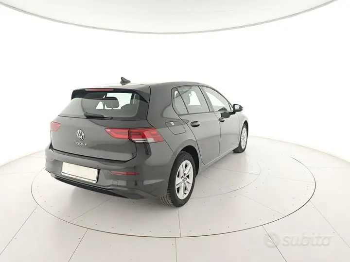 Volkswagen Golf 2024 photo 4