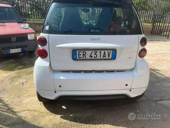 Smart Fortwo 2013 photo 2