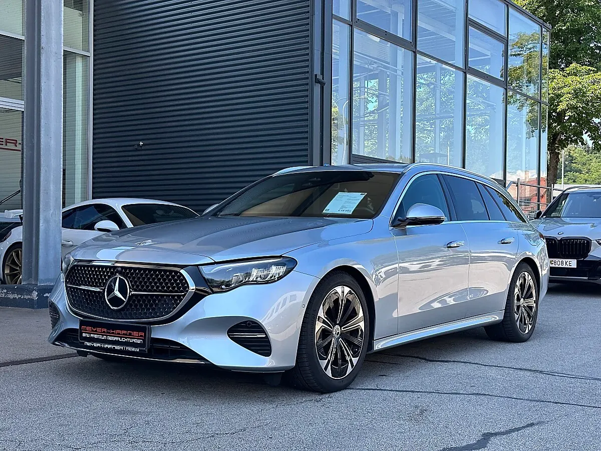 Mercedes-Benz E-Class 2025 photo 2