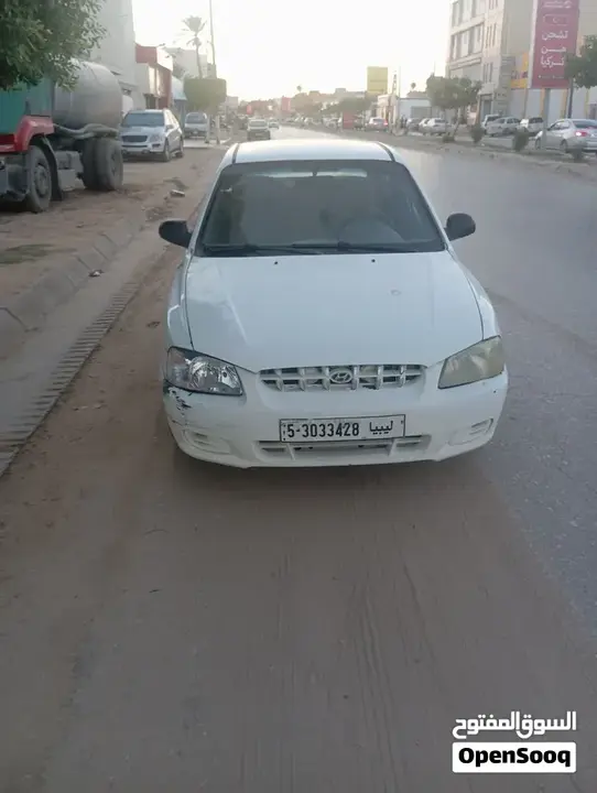 Hyundai Verna 1999 photo 4
