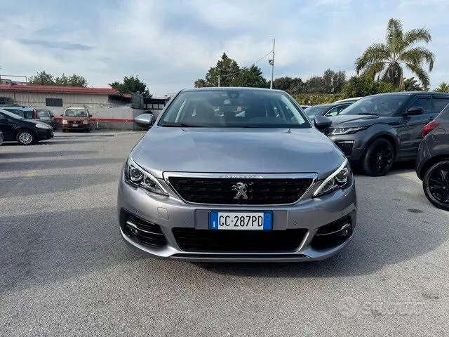 Peugeot 308 2020 photo 2