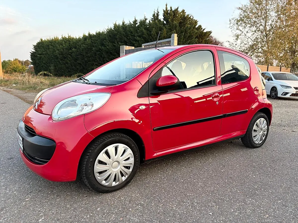 Citroen C1 2010 photo 2