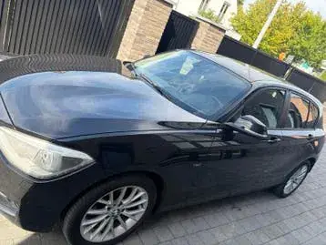 BMW 118D 2013 photo 2