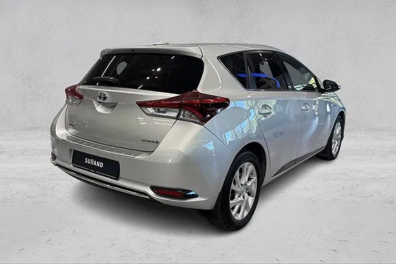 Toyota Auris 2019 photo 5