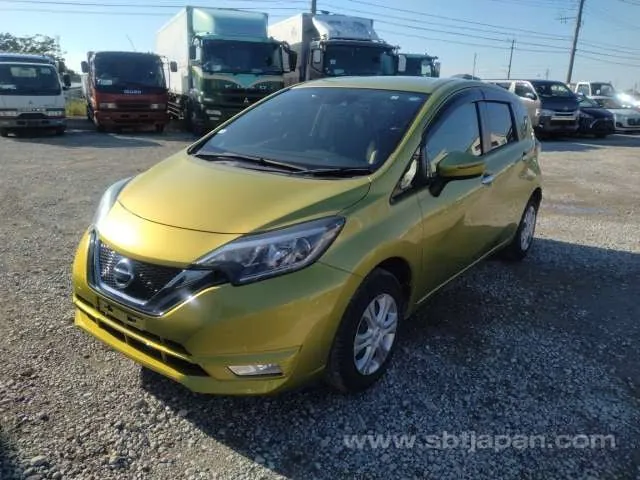 Nissan Note 2017 photo 2