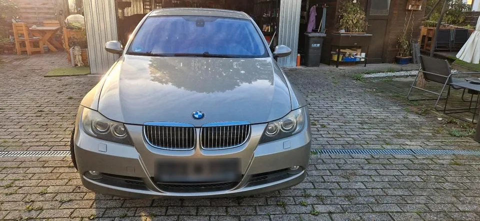 BMW 325I