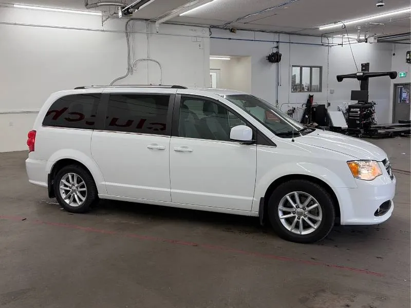 Dodge Grand Caravan 2020 photo 2